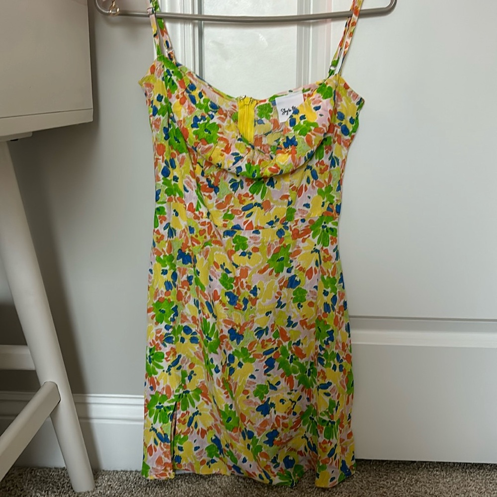 never worn sky to moon dress size small vibrant colorful